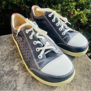 Finn Comfort Cream and Blue Sneakers Classic Design Sz 6